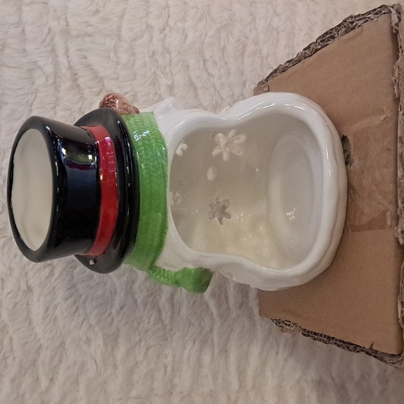 NEW Yankee Candle Snowman Luminary Tea Light Candle Holder - Picture 2 of 4